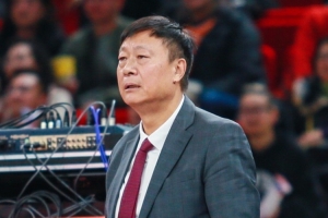李秋平期望上海男篮打造王朝,球队具备实力和希望