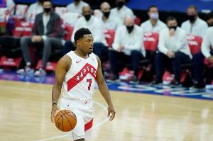 洛瑞生涯成就：6届全明星、1次最佳阵容第三队、1枚奥运金牌、1次NBA总冠军
