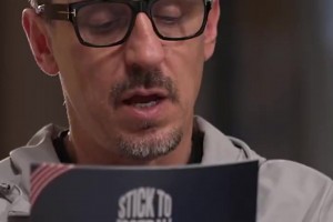英格兰主力中场之争：世界杯首战选罗杰斯还是贝林厄姆？