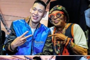 麦迪逊广场花园星光熠熠!林书豪与斯派克·李同框并交换球衣