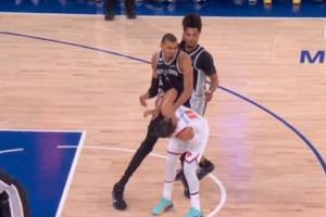 NBA将对文班对布伦森的犯规动作进行审查，以判定是否追加处罚
