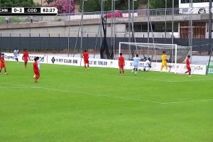 巴卢穆恩头球破门，U19国足再丢一球0-3落后