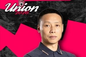 陈涛与足球报签订一年半合同,明年目标助力陕西联合冲超