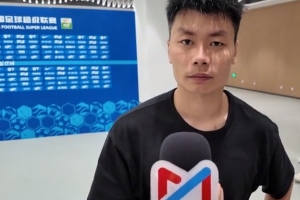 罗竞：教练教导我们，落后时不应急于求成，要发挥自己的特色