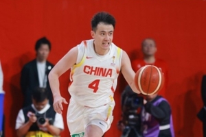 赵继伟表示:针对霍金森,我们已尽所能,但确实无法阻挡