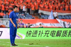 李平康透露：泰山队即将引进一位不到30岁的巴西后腰，风格类似乌索