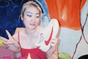 代言人体验感满分!李梦展示新款倒钩鞋款,此配色尚未正式上市